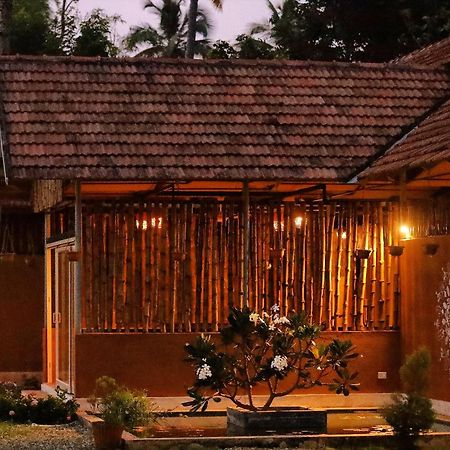 Pura Vida Varkala Hotel Exterior photo