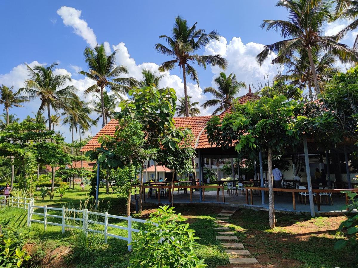 Pura Vida Varkala Hotel Exterior photo