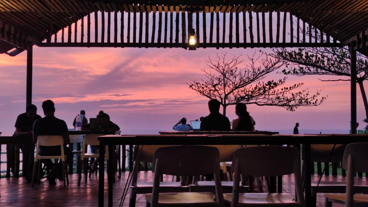 Pura Vida Varkala Hotel Exterior photo