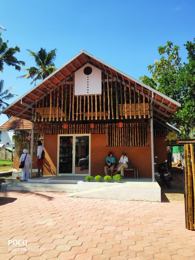 Pura Vida Varkala Hotel Exterior photo